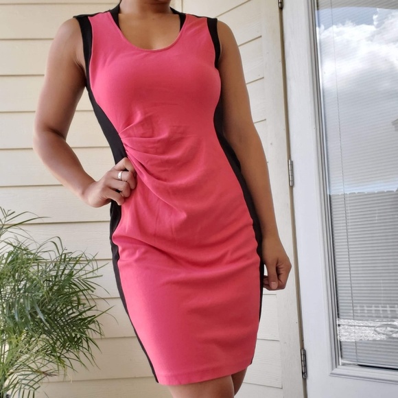 Dress - Picture 2 of 5